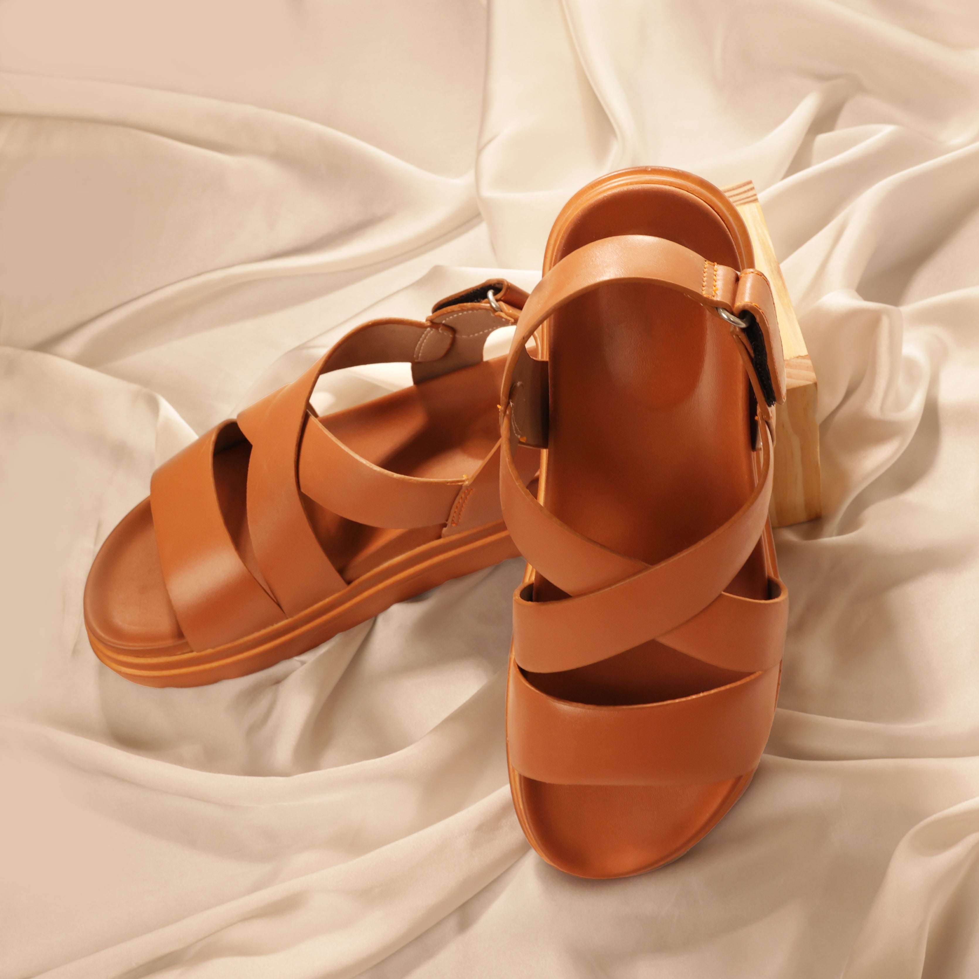 Women Medicated Sandal 3P-TAN