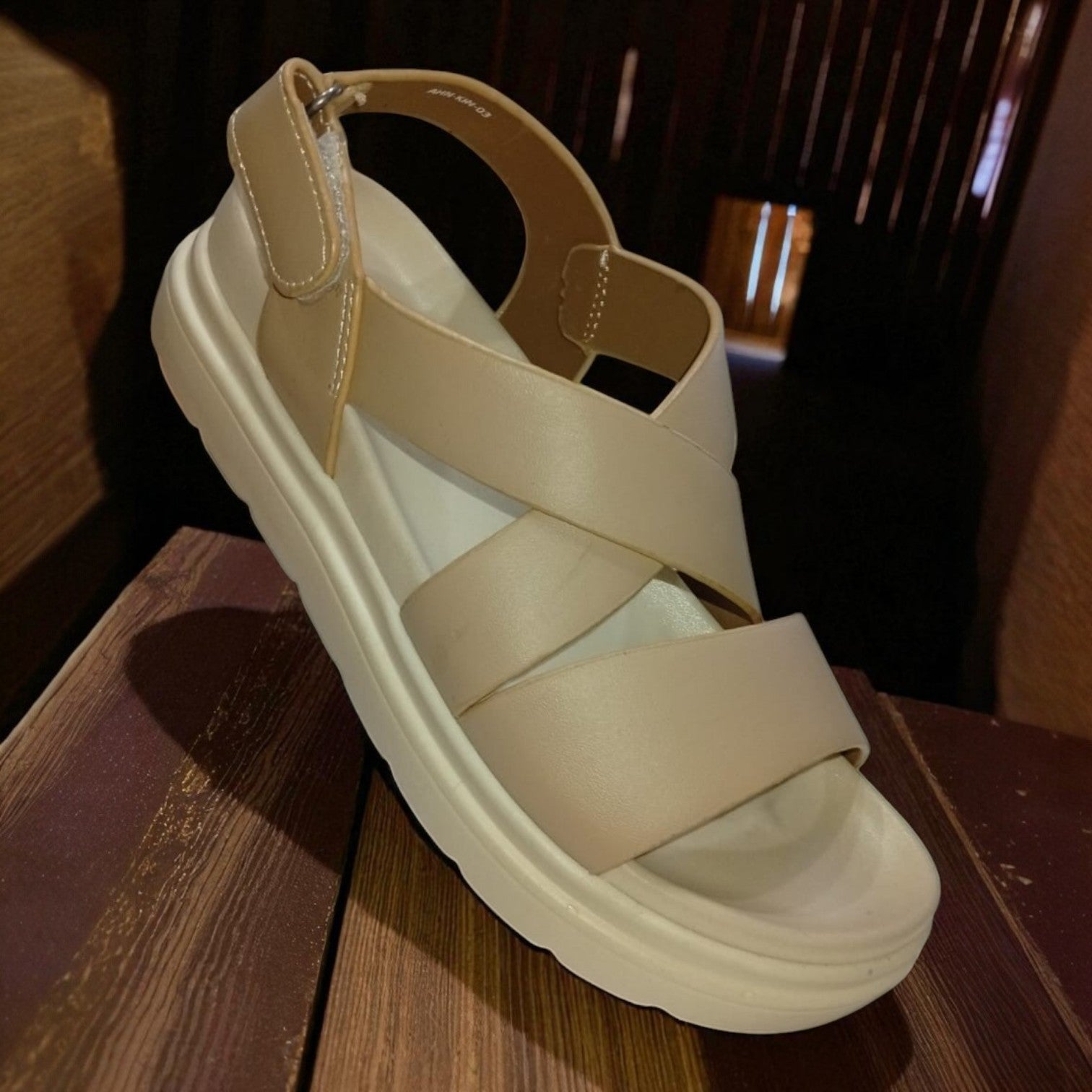 WOMEN MEDICATED SANDAL 3P-BEIGE